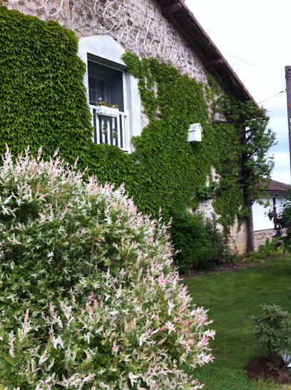 La Gratade, Hôtel au Vigen