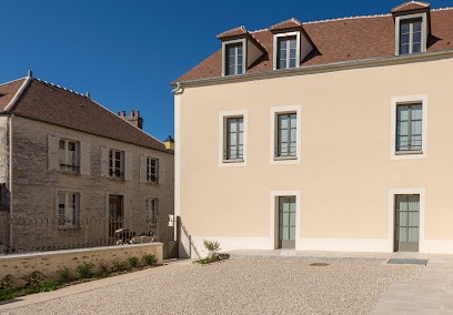 The Originals Résidence, Demeure Des Remparts, Provins, Hôtel à Provins