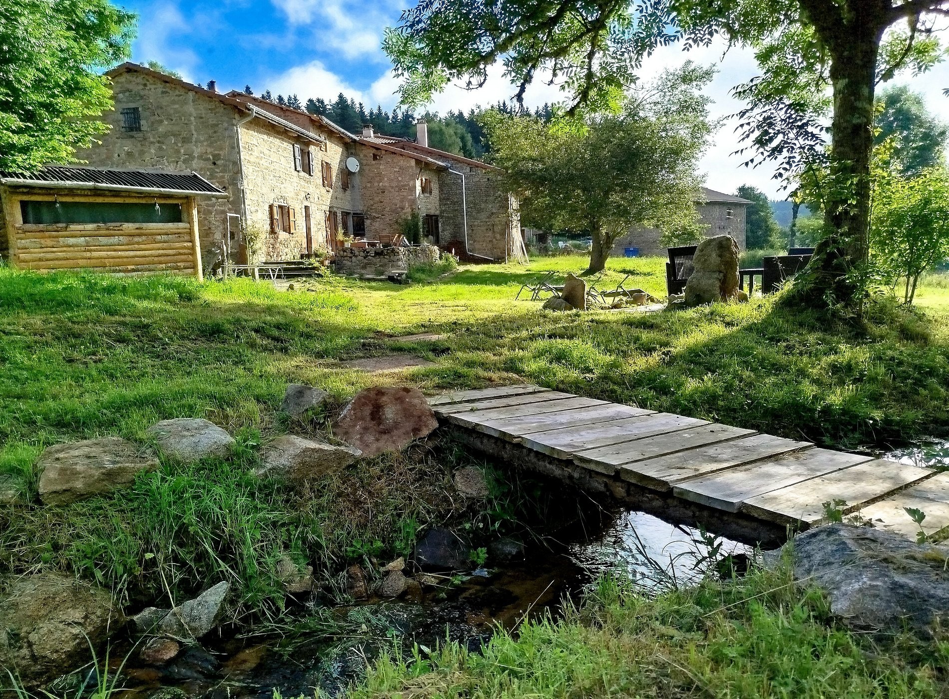 Aux étoiles De Moranges, Hôtel à Saint-Germain-l'Herm
