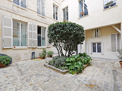 Colourful Studio For 2 - Heart Of Le Marais - Belvilla By Oyo Hôtel à Paris 03