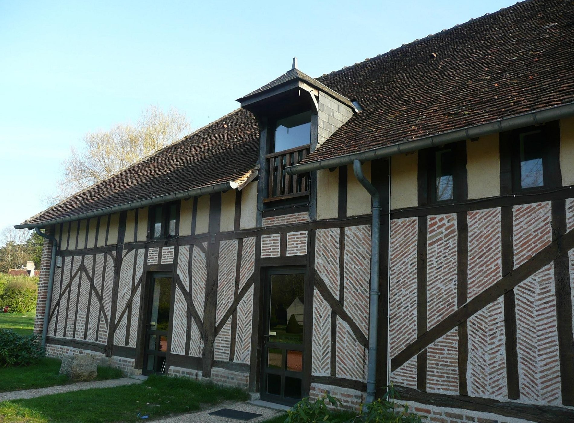 The Farm Courcimont, Résidence Hôtelière à Nouan-le-Fuzelier