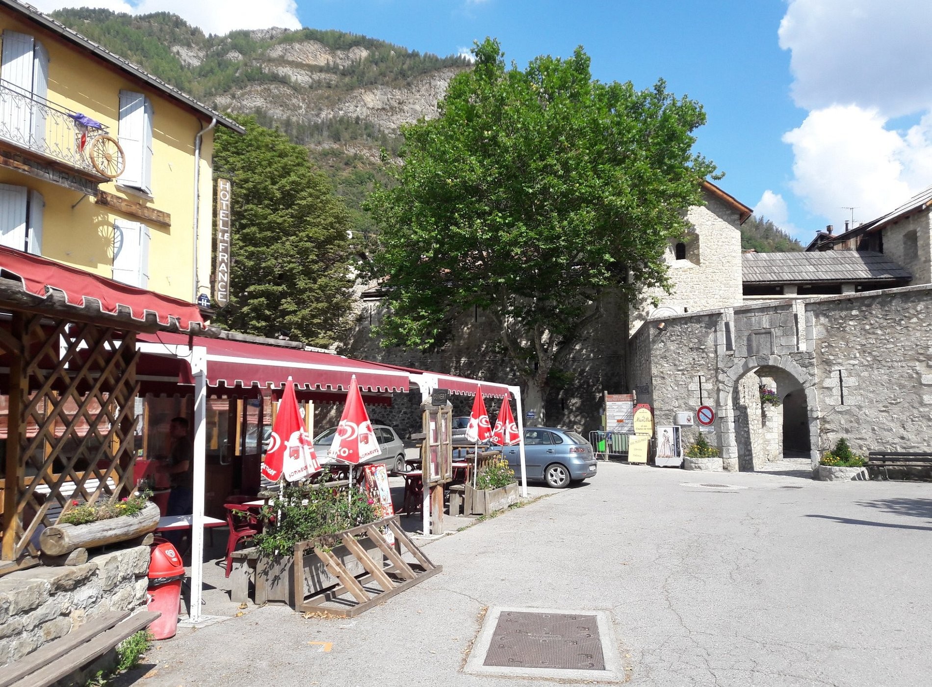 Hôtel Le France, Hôtel à Colmars