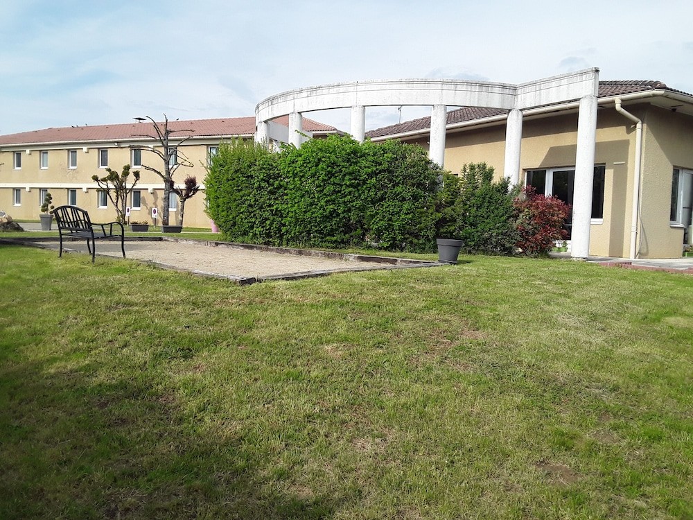 Hotel ALYS Bourg en Bresse Ekinox Parc Expo, Hôtel à Montagnat