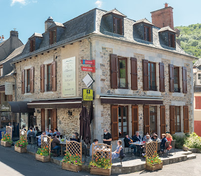 Logis Hôtel Les Coudercous Hôtel à Saint-Chély-d'Aubrac