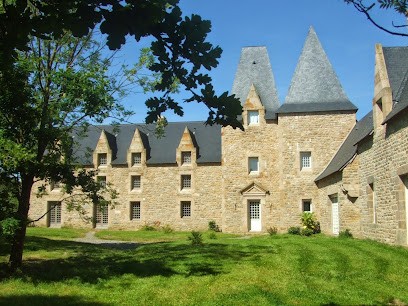 Manoir De Pleac, Hôtel à Combourg