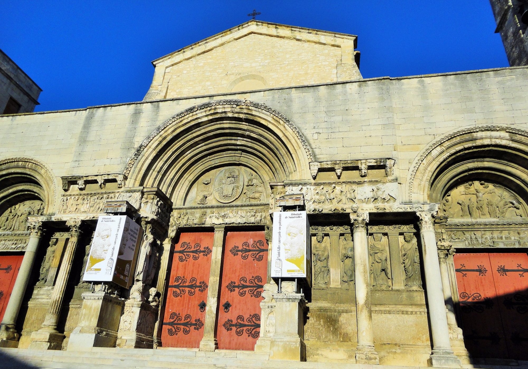 Logis Hôtel Héraclée, Hôtel à Saint-Gilles