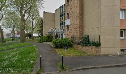 Logis Hôtel Le Flamboyant, Hôtel à Lieusaint