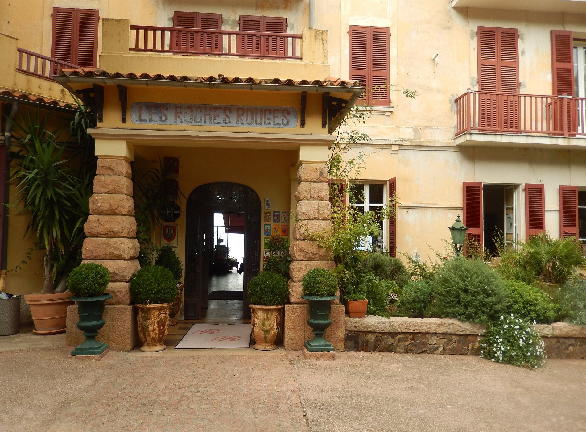 Les Roches Rouges - 20115, Hôtel à Piana