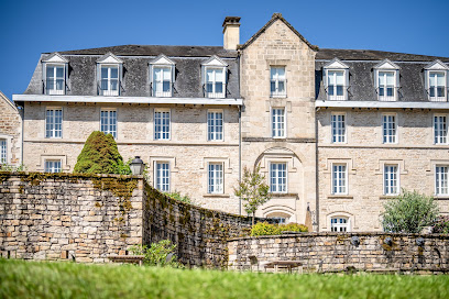Le Prieuré Corrèze Hôtel 4 Étoiles & Restaurant Hôtel à Corrèze