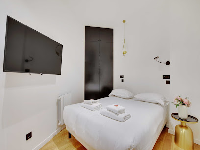 Stunning Apartment- 2Br/6P - Pigalle - Opéra - Belvilla By Oyo Hôtel à Paris 09