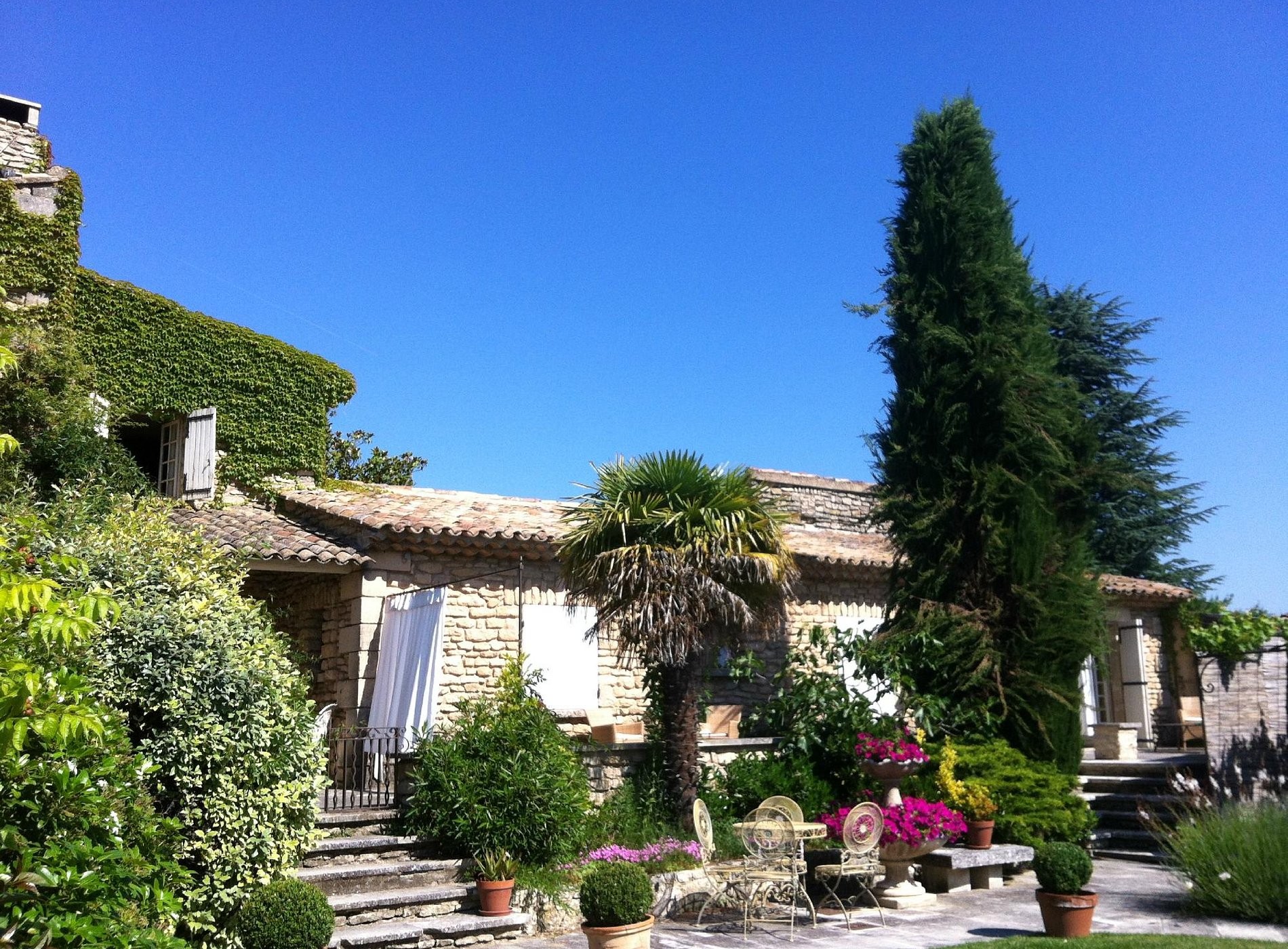 Mas Des Magnolias, Hôtel à Ménerbes