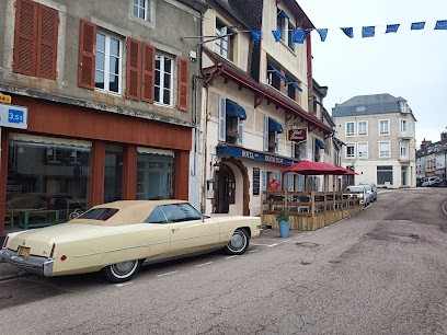 CONTACT Hotel Perreau, Hôtel à Lormes