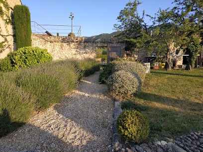 Domaine De Combrès, Hôtel à Oppède