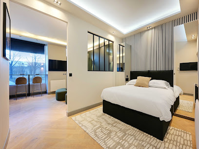Elegant Home - 1Br/4P - Eiffel Tower/Invalides - Belvilla By Oyo Hôtel à Paris 07
