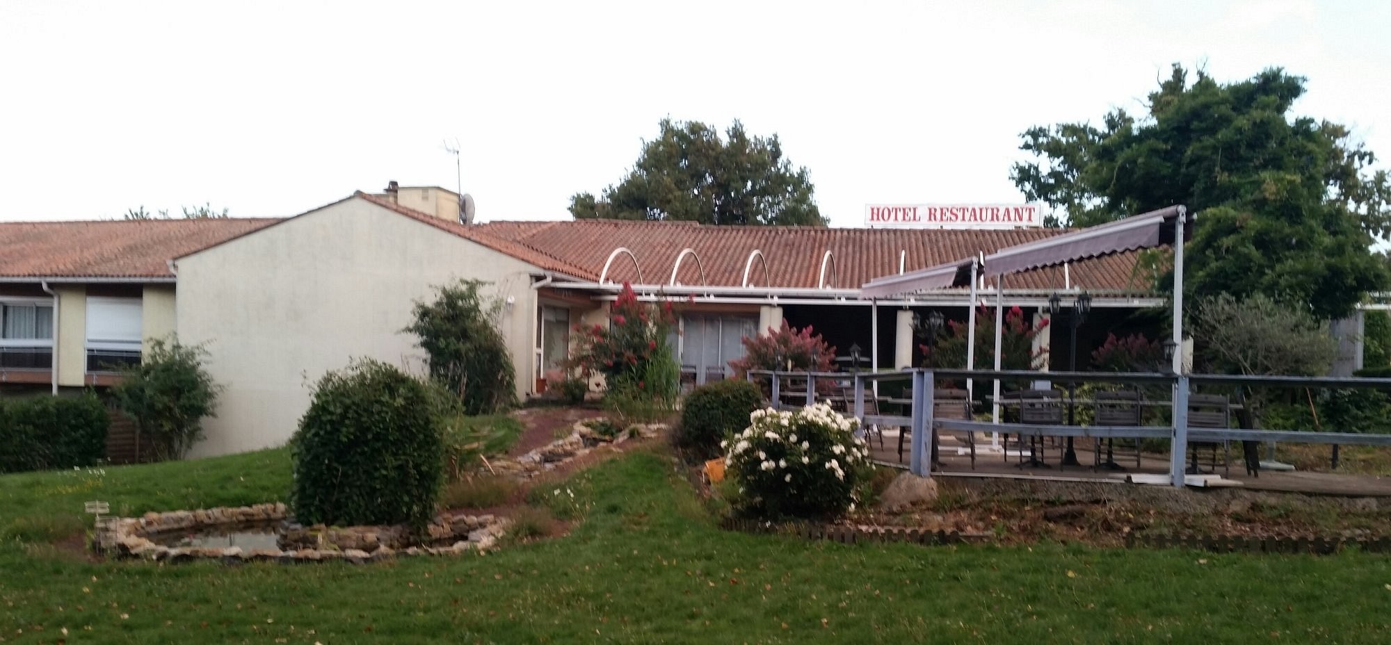 Hôtel Au Relais Des Lilas, Hôtel à Parthenay