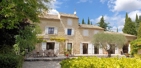 Maison D'Hôtes Les Caroubiers, Hôtel à Montségur-sur-Lauzon