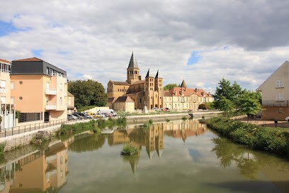 Aux Vendanges de Bourgogne, Hôtel à Paray-le-Monial