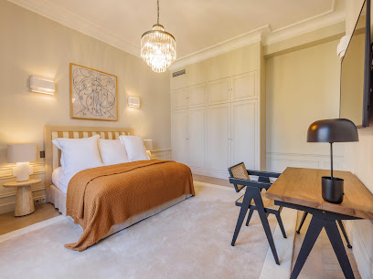 Luxury Mansion With Garden In Heart Of Neuilly- Belvilla By Oyo Hôtel à Neuilly-sur-Seine