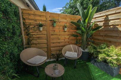 Lovroomspa, Hôtel à Bourg-Saint-Christophe