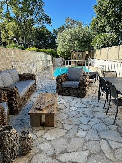 La Croix D'Azur - Location Maison Vacances Mazet Piscine Privée Bord De Mer, Hôtel à La Croix-Valmer