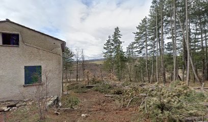 Gite Le Trait, Hôtel à Redortiers