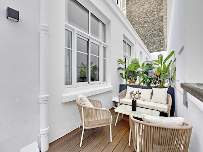 Modern Apartment - 2Br/6P - Eiffel Tower- Belvilla By Oyo, Hôtel à Paris 15