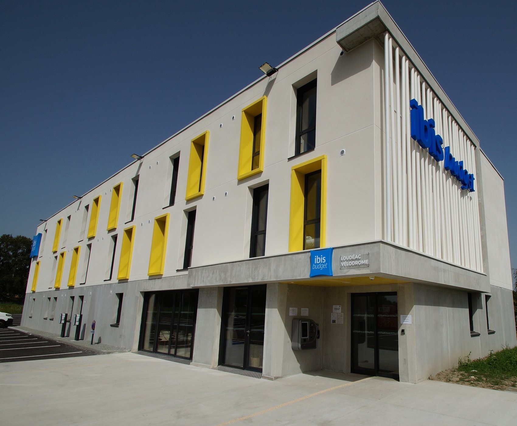 Ibis Budget Loudéac Vélodrome, Hôtel à Loudéac