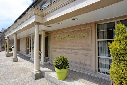 Logis Hôtel Le Gué Du Holme, Hôtel à Saint-Quentin-sur-le-Homme