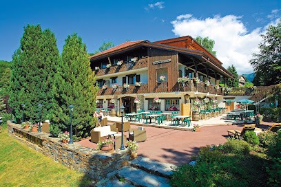 Hôtel le Cro-Bidou et ses chalets, Hôtel à Saint-Paul-en-Chablais
