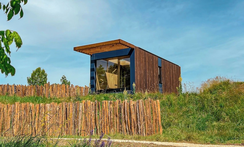 Bleu Minuit La Rive Étoilée, Hôtel à Aranc