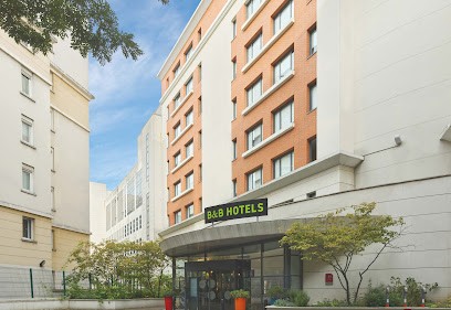 B&B HOTEL Rueil-Malmaison Gare, Hôtel à Rueil-Malmaison