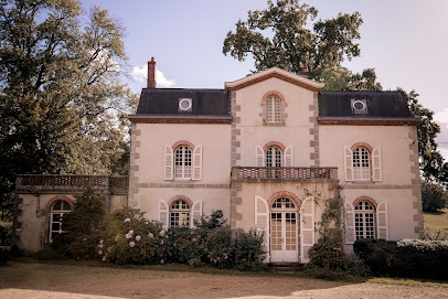 Domaine Des Roches Blanches Hôtel au Pin