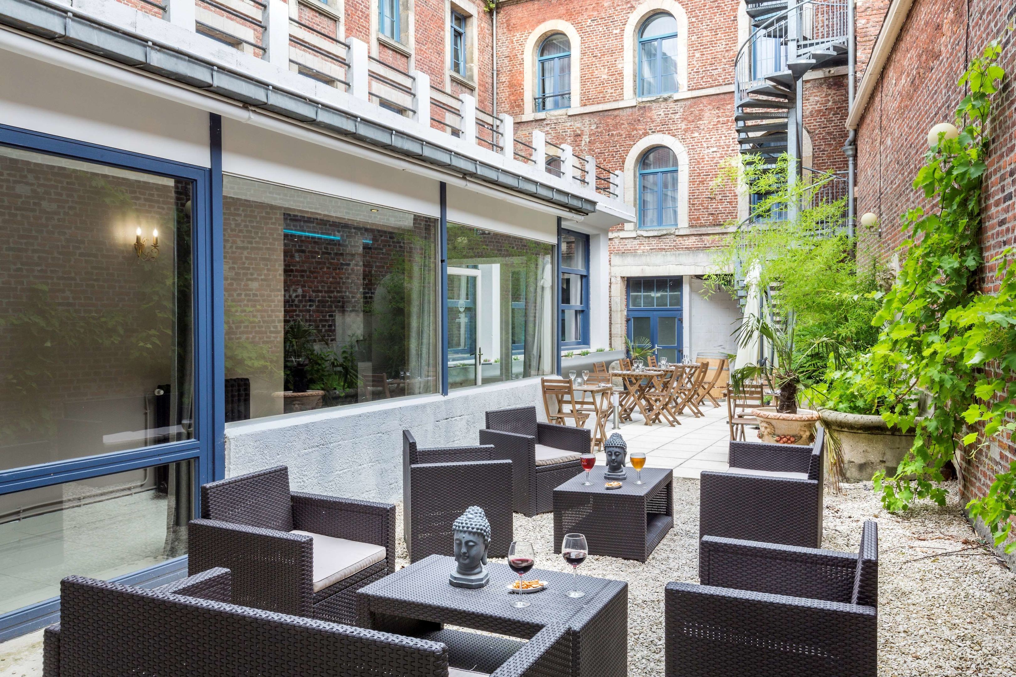 Best Western Hotel Saint Claude, Hôtel à Péronne