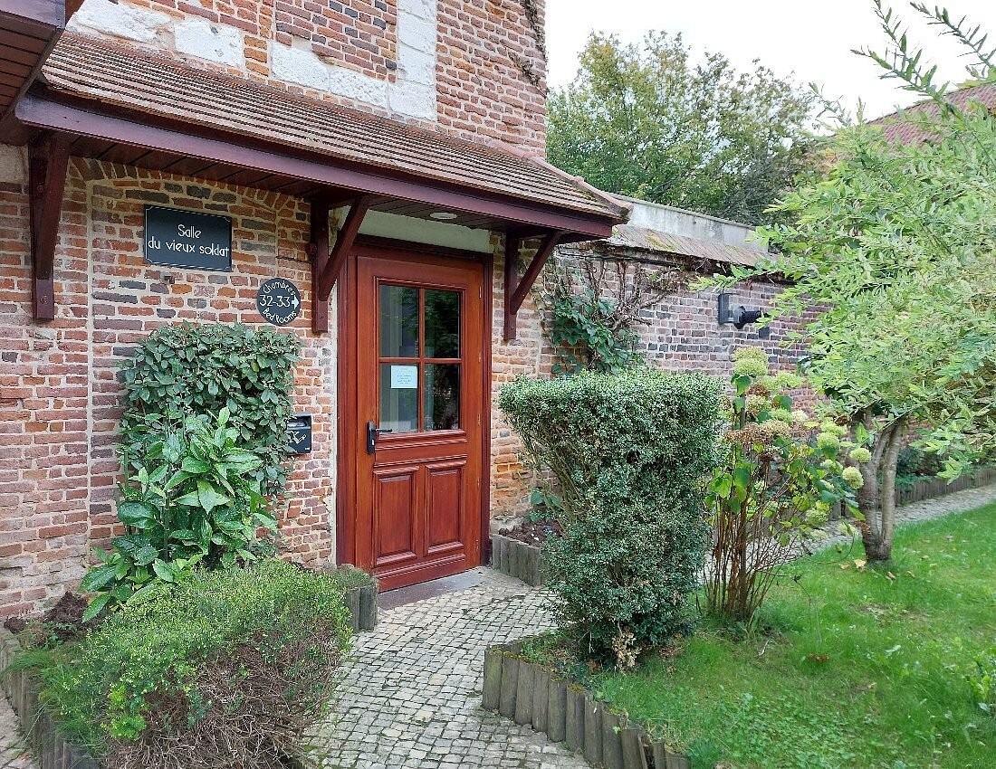 Le Patio, Hôtel à Montreuil