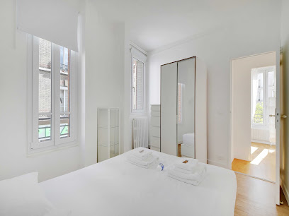 Cozy Apartment 2Bdr/5P - In The Heart Of Suresnes - Belvilla By Oyo, Hôtel à Suresnes