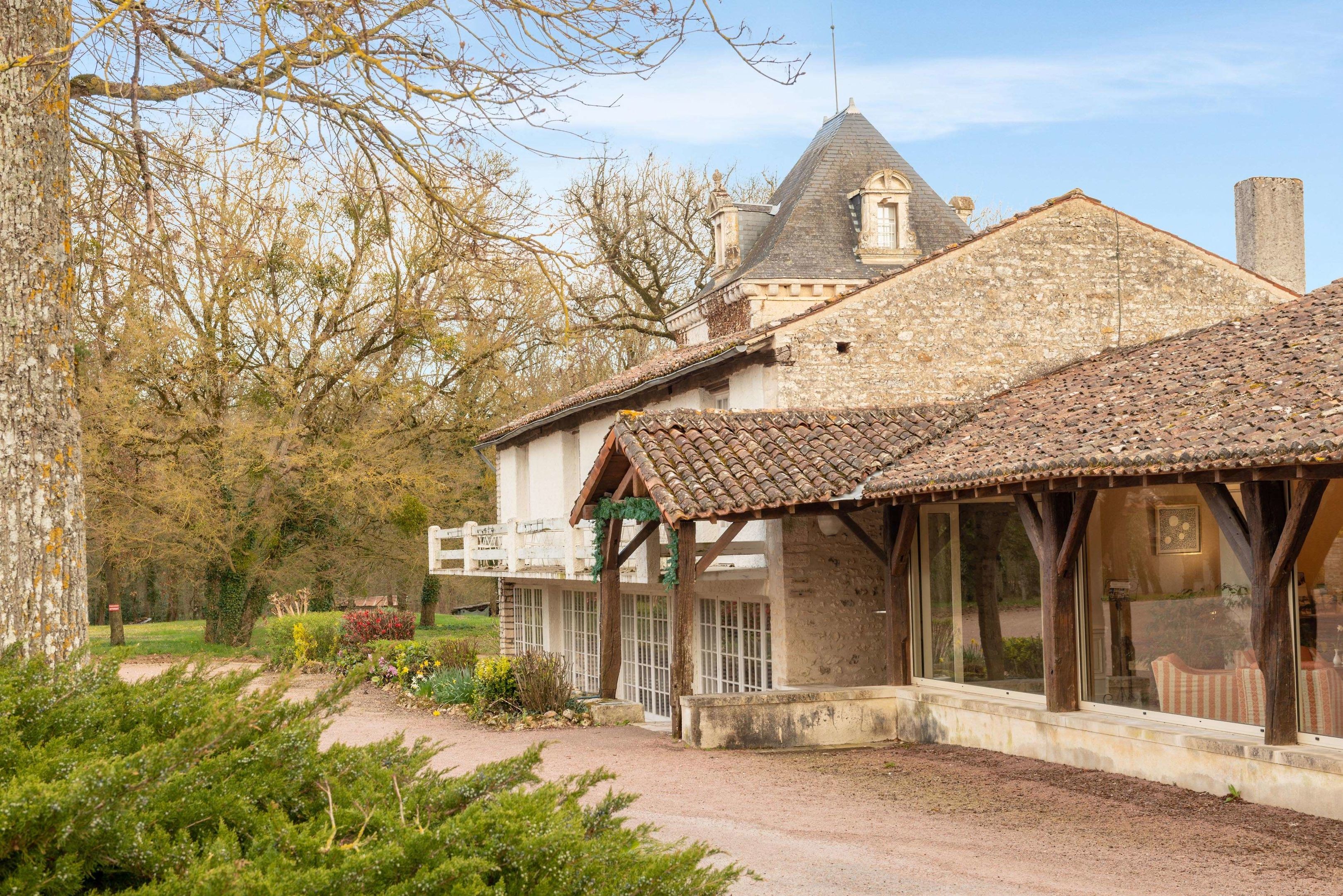 Château De Périgny, The Originals Relais, Hôtel à Vouillé