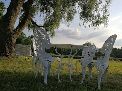 Gite Le Nichoir, Hôtel à Saint-Colomban