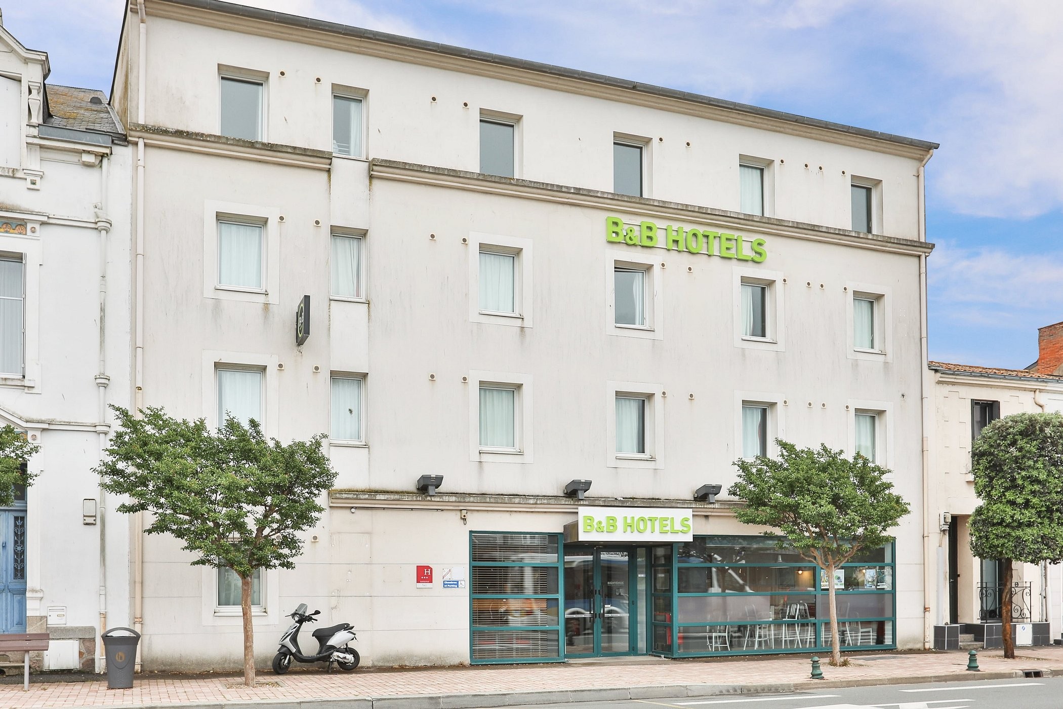 B&B HOTEL Les Sables-d'Olonne Centre Gare, Hôtel aux Sables-d'Olonne