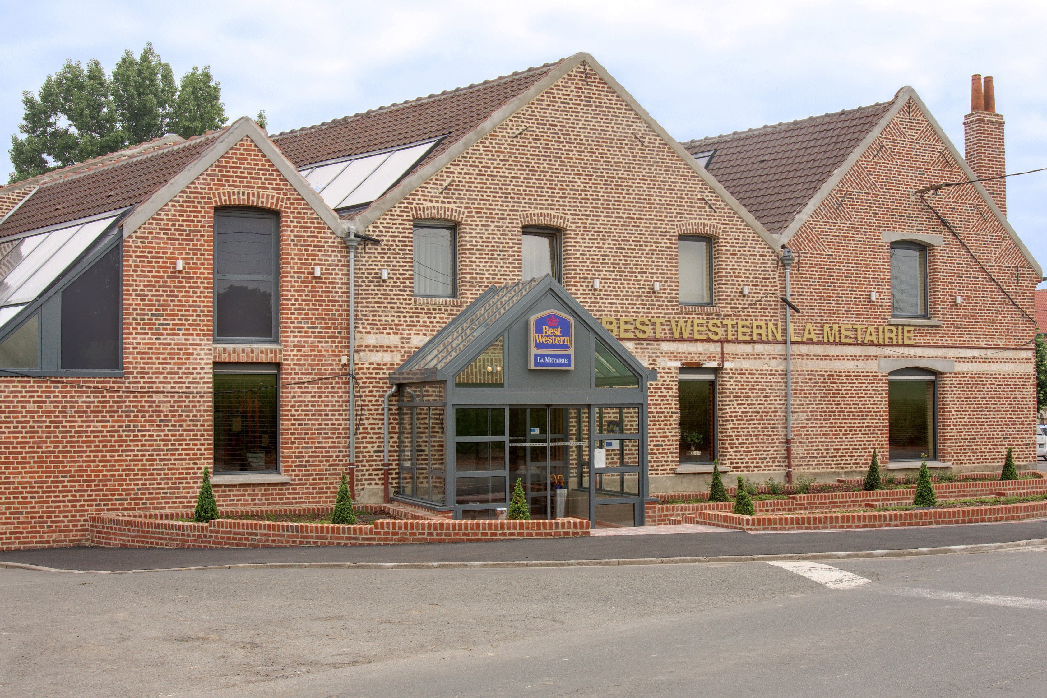 Best Western La Metairie, Hôtel à Gosnay