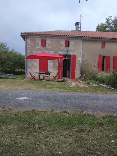 Gite Autre Part, Hôtel à Saint-Georges-des-Agoûts