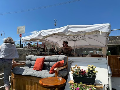 Hotel Barge Elisabeth, Hôtel à Tanlay