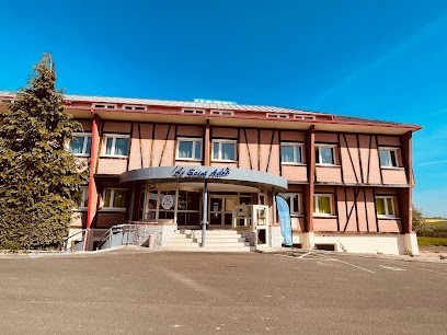 Hôtel Le Saint Aubin - Restaurant Natraj, Hôtel à Gournay-en-Bray