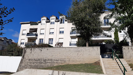 Arty Appart, Hôtel à Saint-Priest