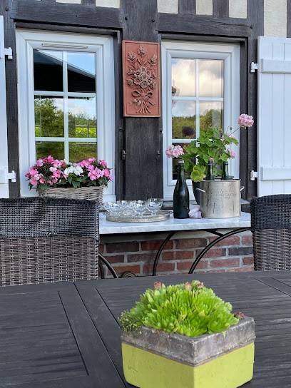 Les Ecuries, Hôtel aux Authieux-Papion