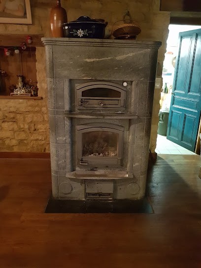 AUBERGE DE GIRONVAL, Hôtel à Thin-le-Moutier