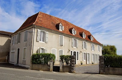 La Maison d'Antan - Hôtel De Charme Pyrénées Atlantiques, Hôtel à Arzacq-Arraziguet