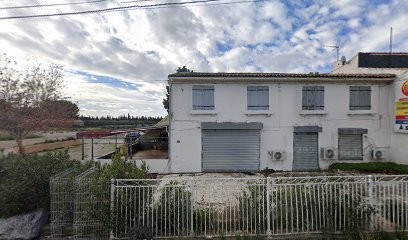 Santoni Noël, Hôtel à La Fare-les-Oliviers