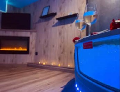 L'atelier Des Rêves Rouen : Love Room Avec Spa, Séjour Romantique, Week-End En Amoureux, Rouen, Normandie Hôtel à Rouen