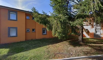 Sci Renucci, Hôtel à Savigneux