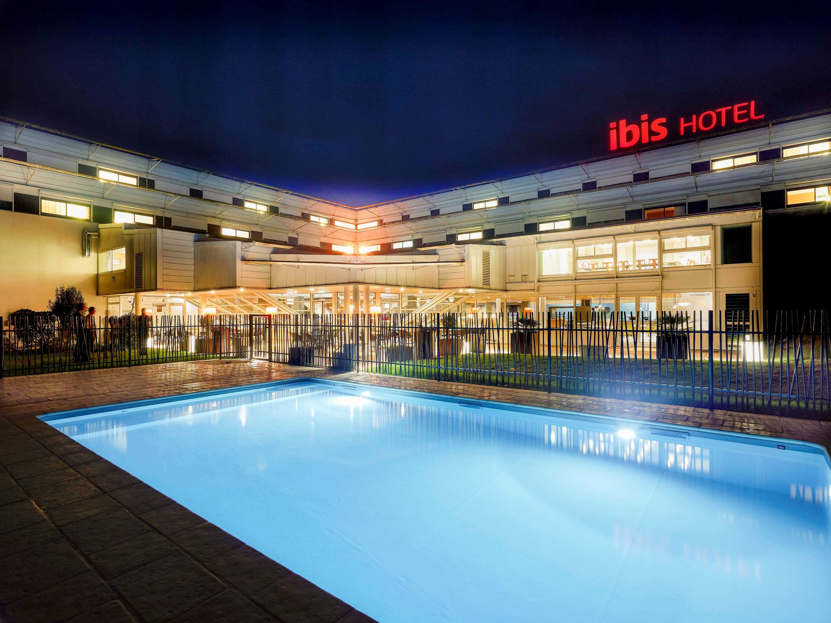 Hotel Ibis Site Du Futuroscope, Hôtel à Chasseneuil-du-Poitou